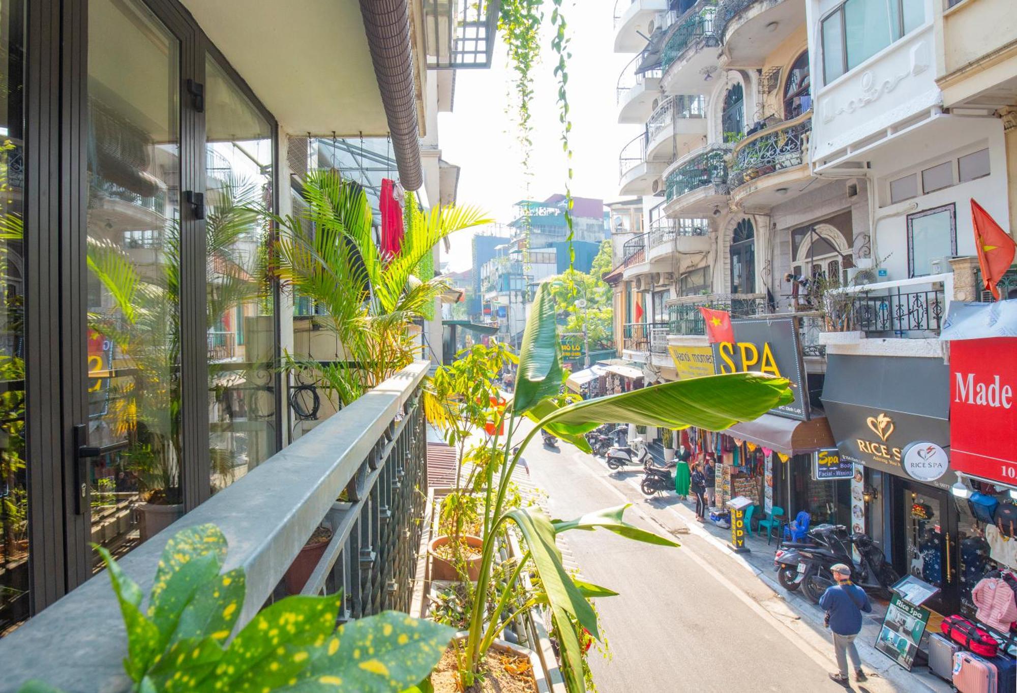 Mimosa Homestay Hanoi Buitenkant foto