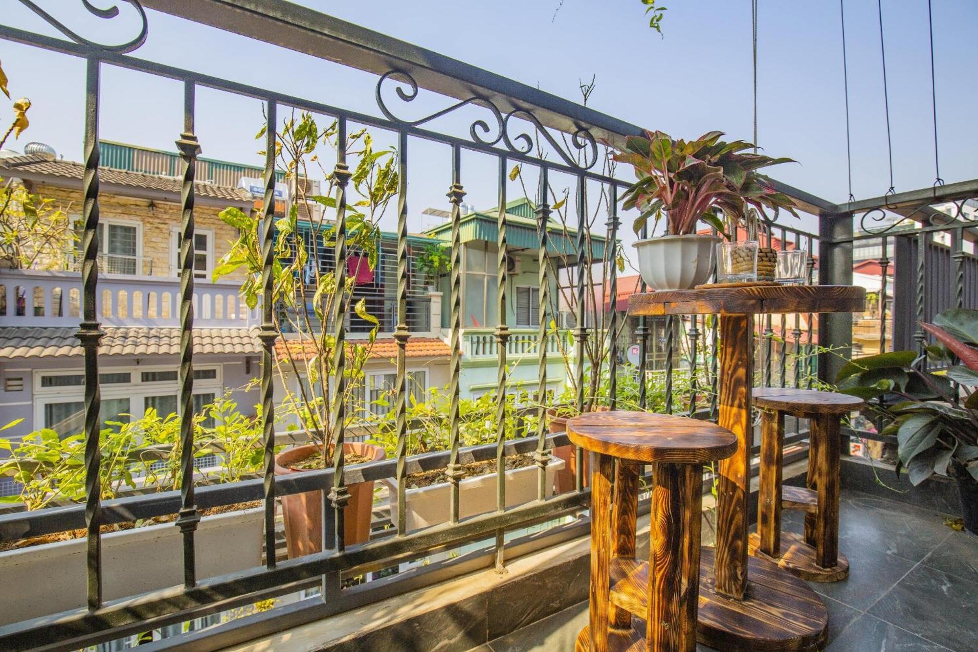 Mimosa Homestay Hanoi Buitenkant foto